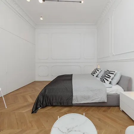 Elegance Poznanska 16 Premium Apartment